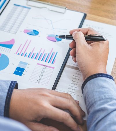 business-financing-accounting-banking-concept-66V4EGL